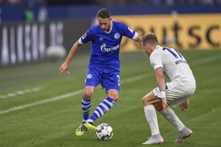 柏林赫塔教练因战术问题受到批评,需改进 柏林赫塔教练因战术问题受到批评,需改进