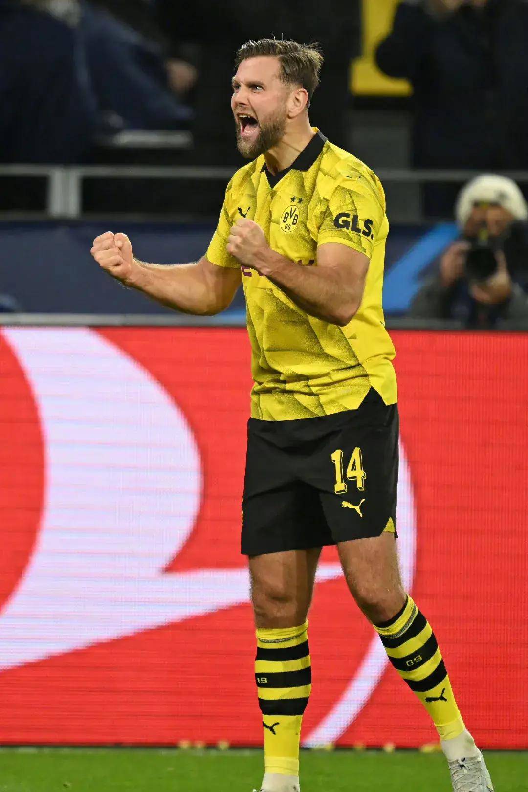 开云体育入口-包含多特蒙德表现神勇，球队誓要夺魁的词条