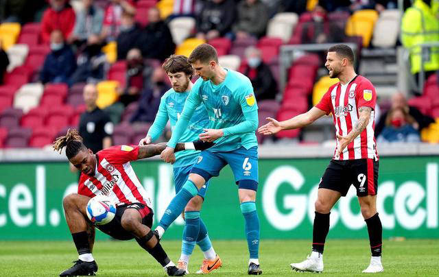 包含谢菲联主场大胜沃特福德,保持胜利的词条 包含谢菲联主场大胜沃特福德,保持胜利的词条