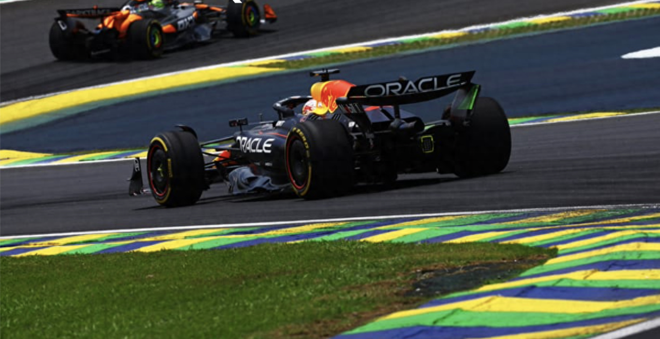 开云APP-红牛车队险胜迈凯伦，塞恩斯关键制胜