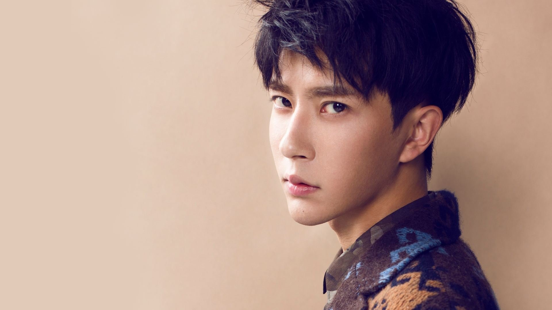 双线叙事，猛龙轻取浙江，詹姆斯接管年度焦点战