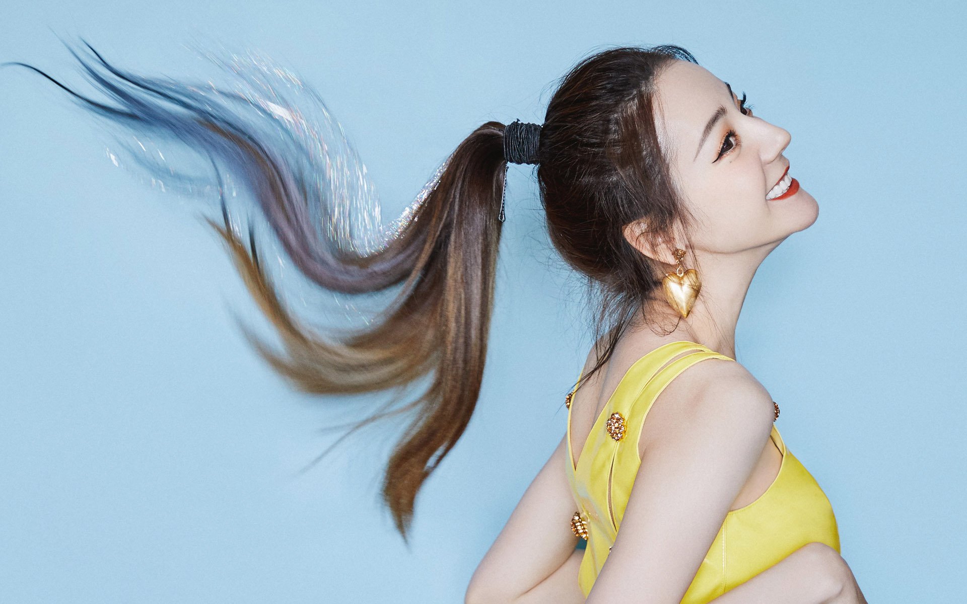 跨国追身三分雨，利拉德在东京用库里的方式，给上海队上了一堂现代篮球课